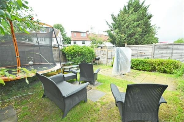 Westmere Drive, Mill Hill